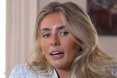 Only Fans-ster die bed deelde met 1000 mannen in 12 uur maakt opnieuw tongen los: ’Is Bonnie Blue zwanger?’